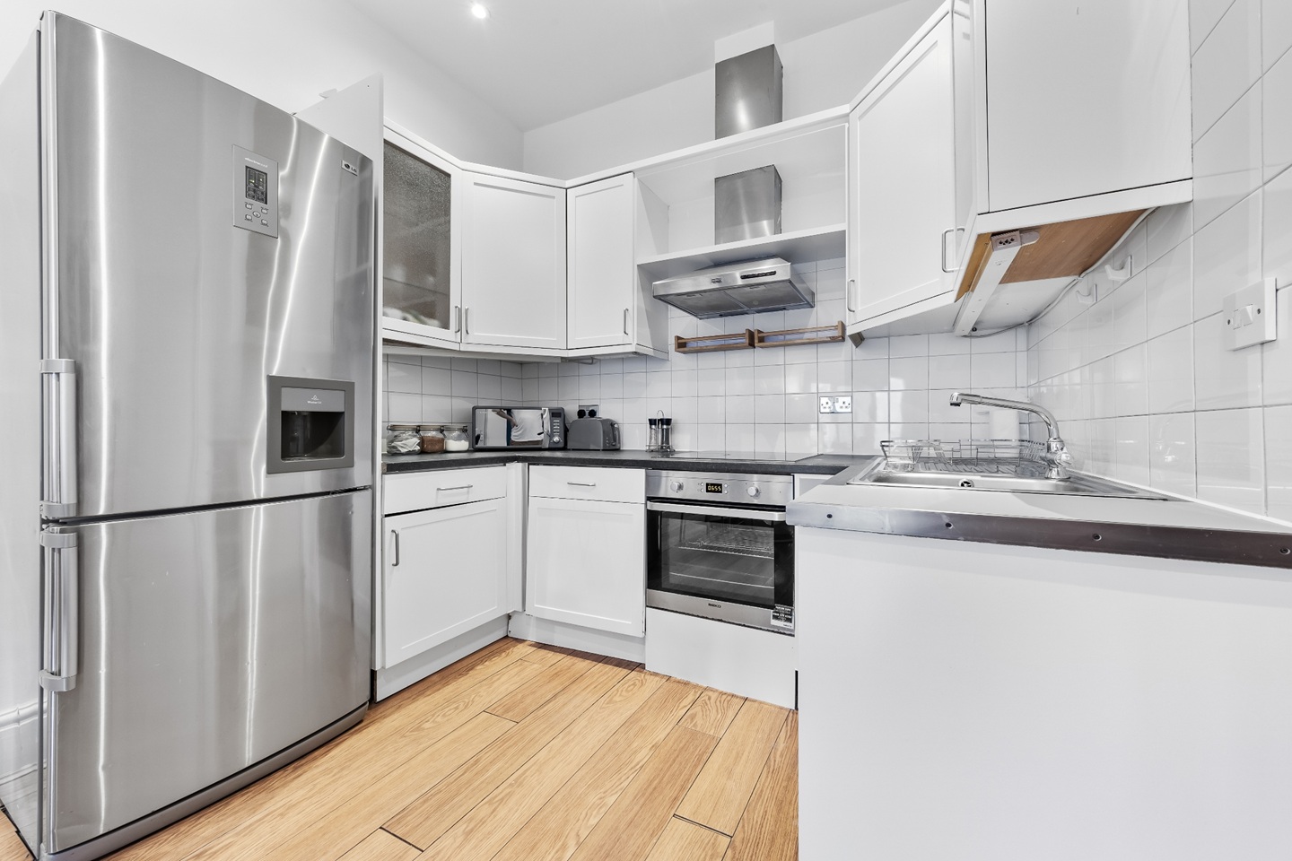 Additional image 9 of 3 Bed Flat, Holland Road, W14, N1 7GU