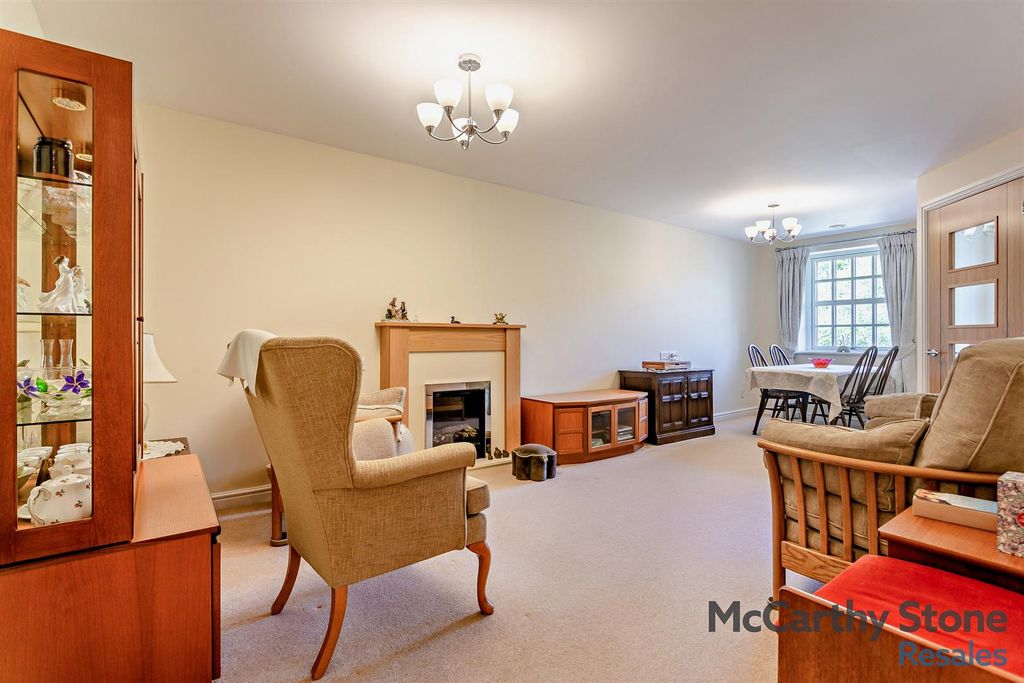 Additional image 2 of 2 bed flat for saleBarnhill Court, Barnhill Road, Chipping Sodbury, Bristol BS37