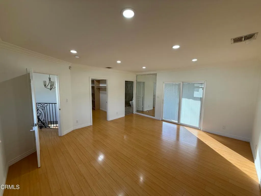 Additional image 60 of 7011 N Liberty Drive, Los Angeles, CA 91405