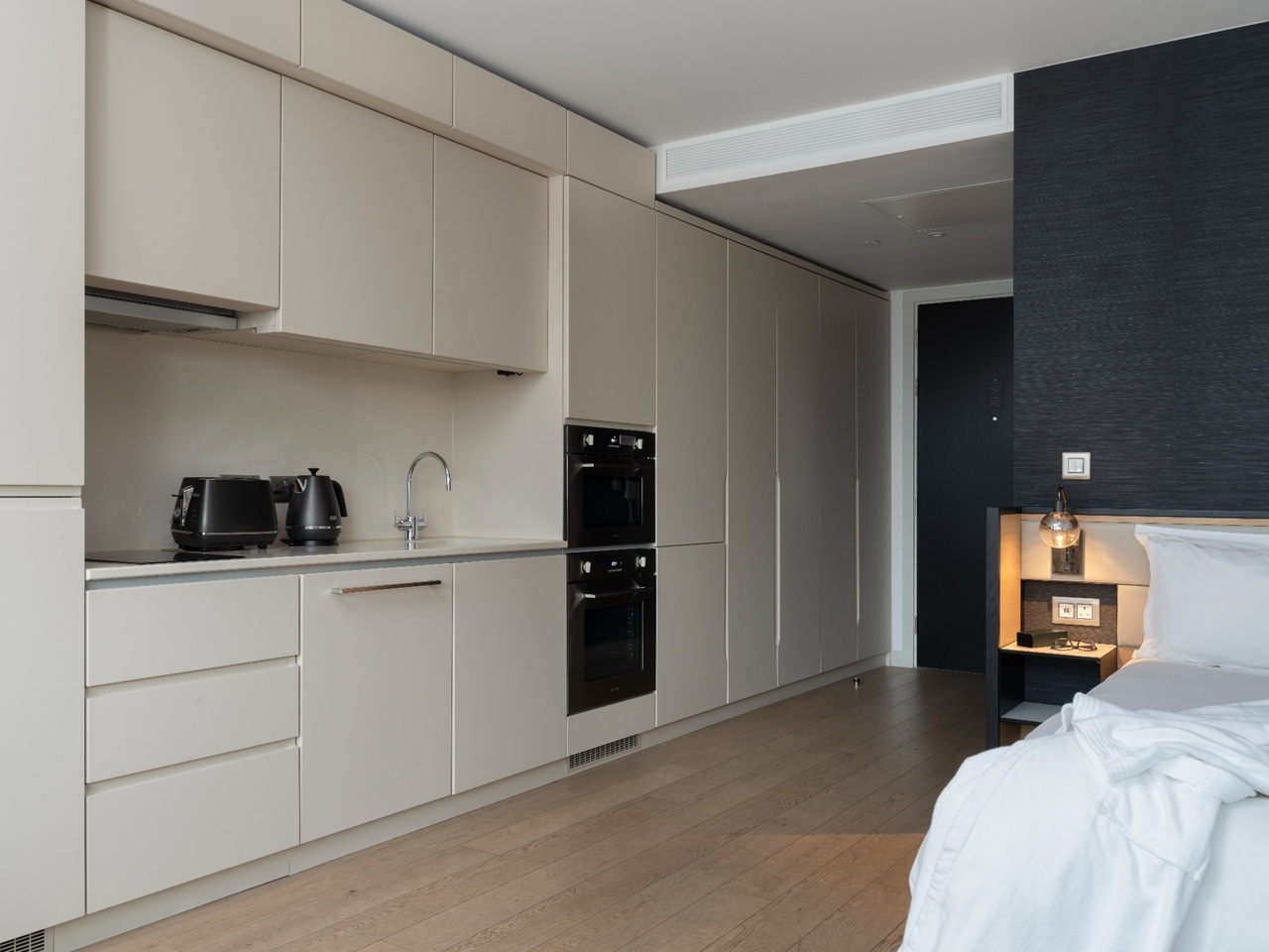 Additional image 4 of Studio Flat, Citysuites, M3, N1 7GU