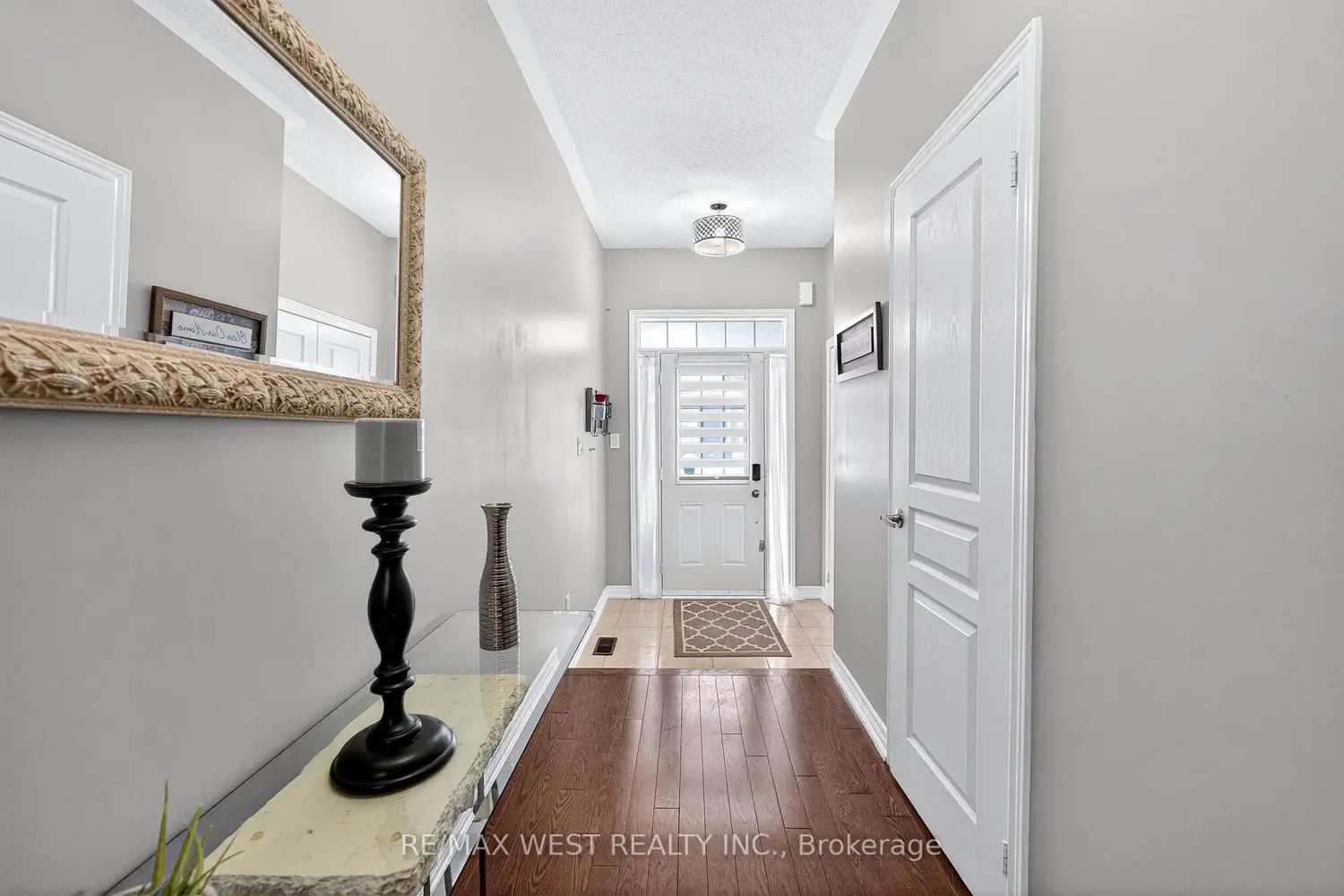 99 Alexie Way photo 4