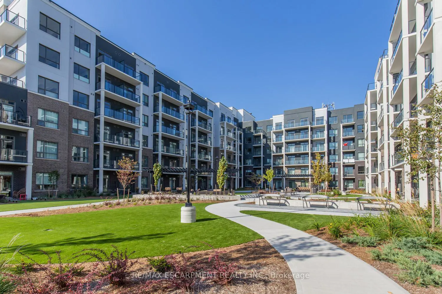 Additional image 18 of 5055 Greenlane Road 611