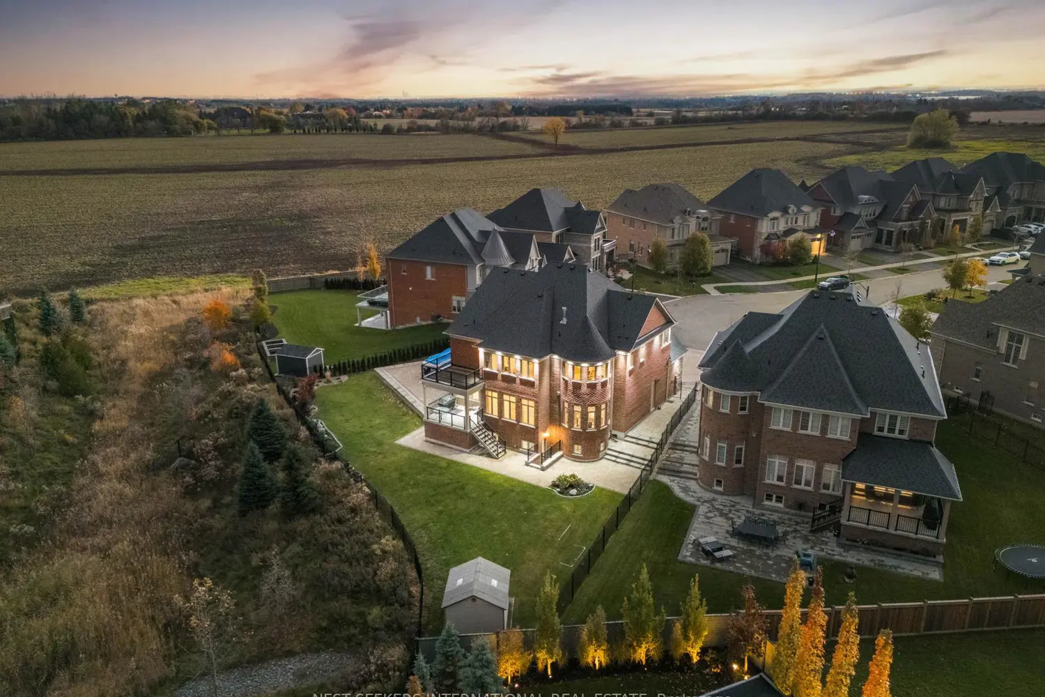 Additional image 3 of 12 Albert Hill Court