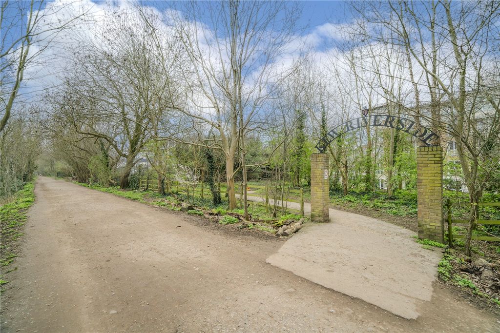 Additional image 16 of 3 bed flat for saleMelliss Avenue, Richmond TW9