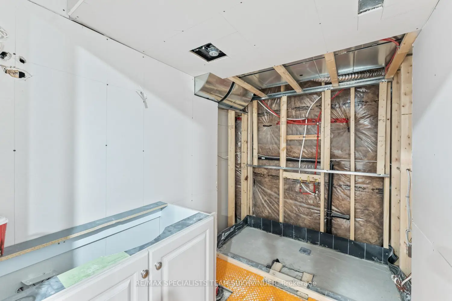 Additional image 19 of 51 Classic Drive