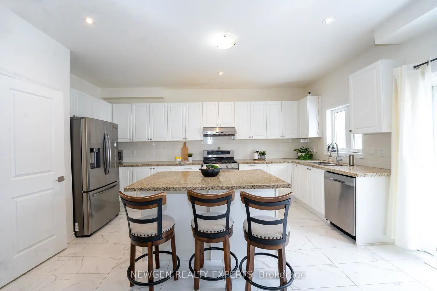 Additional image 6 of 11 Peterson Street