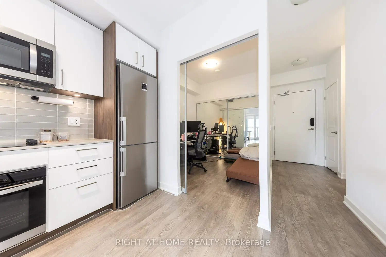 Additional image 5 of 543 Richmond Street 623