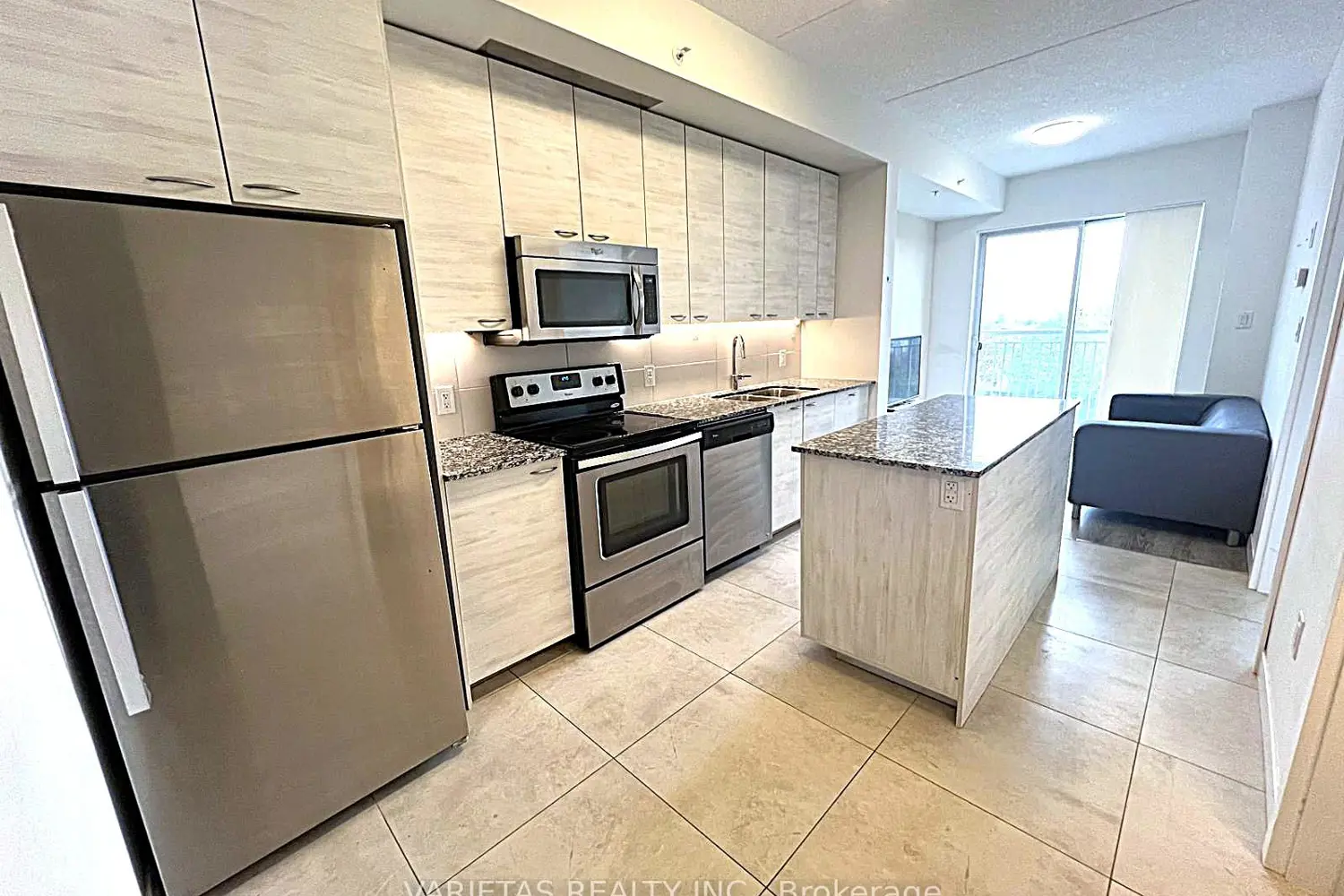 Additional image 16 of 280 Lester Street 522