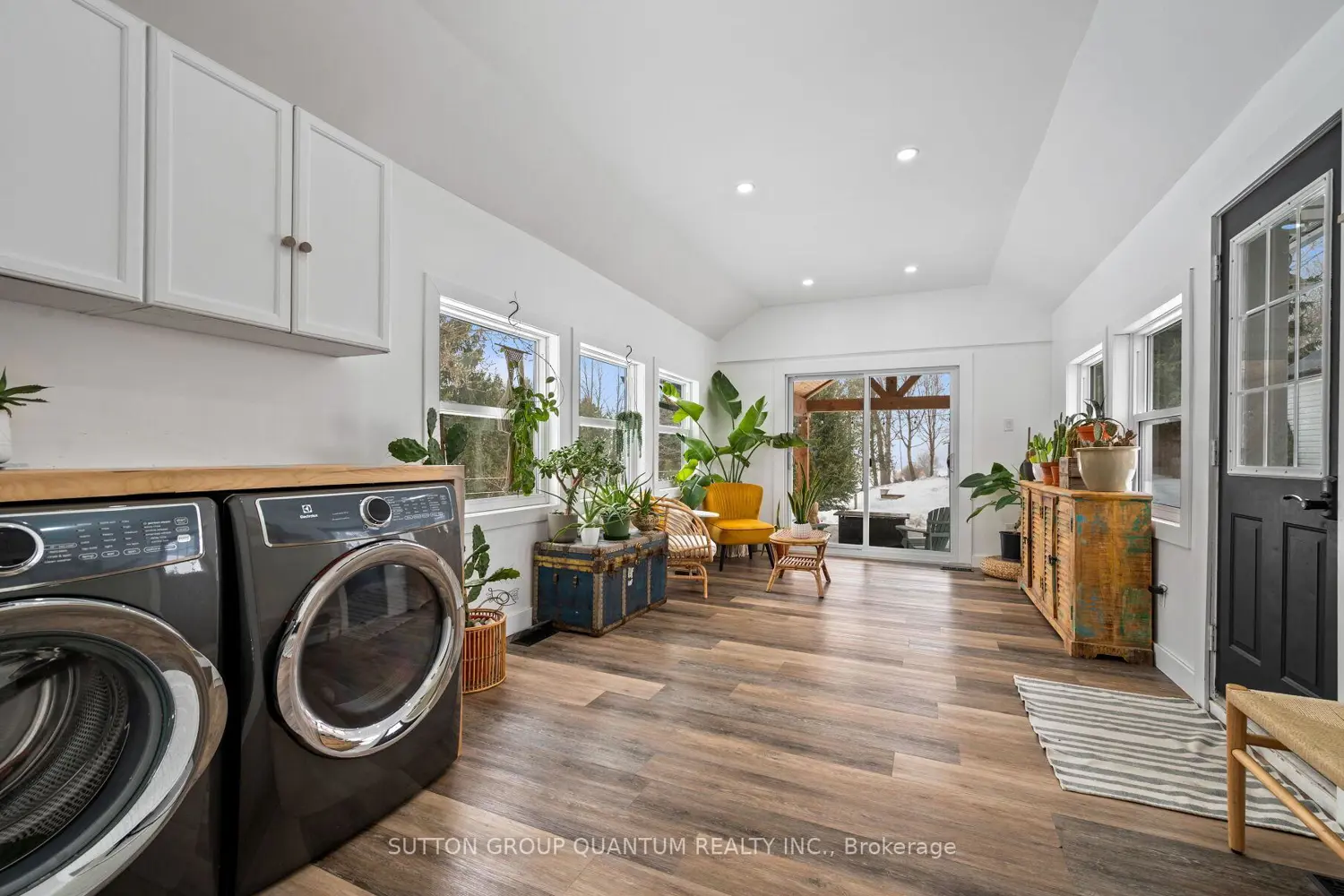 Additional image 7 of 612 Main Street