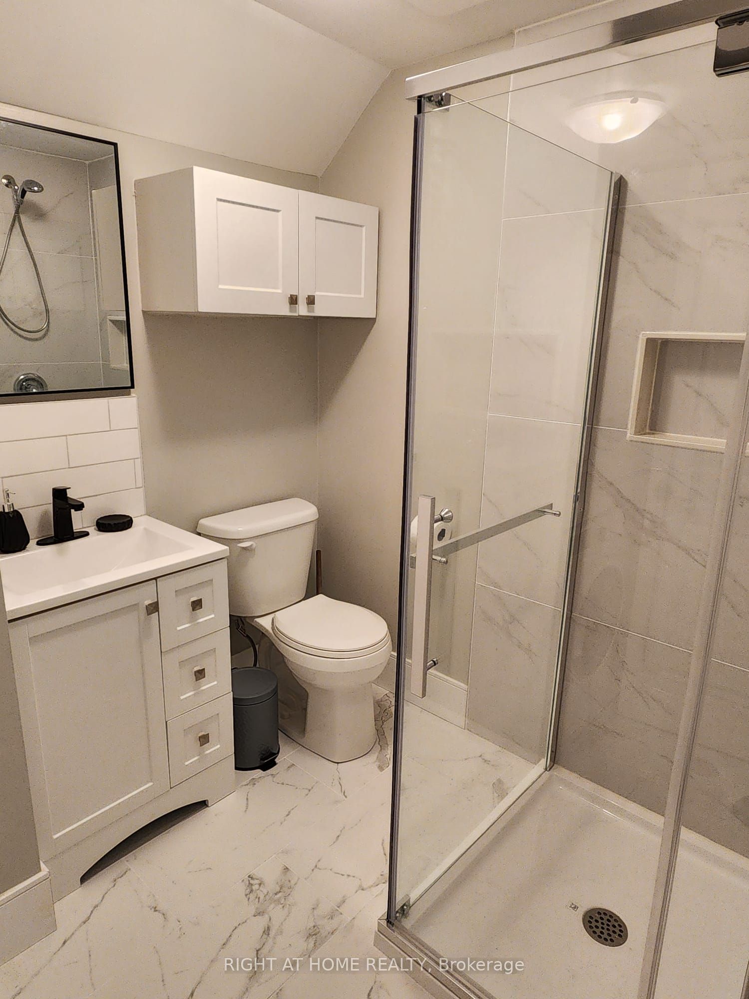 Additional image 3 of Basement-425 Cobblehill Drive, Oshawa, ON, L1K 1Y6
