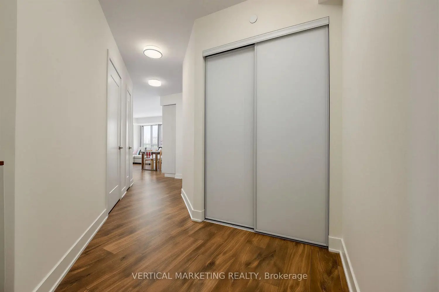 38 Cameron Street 408 photo 5