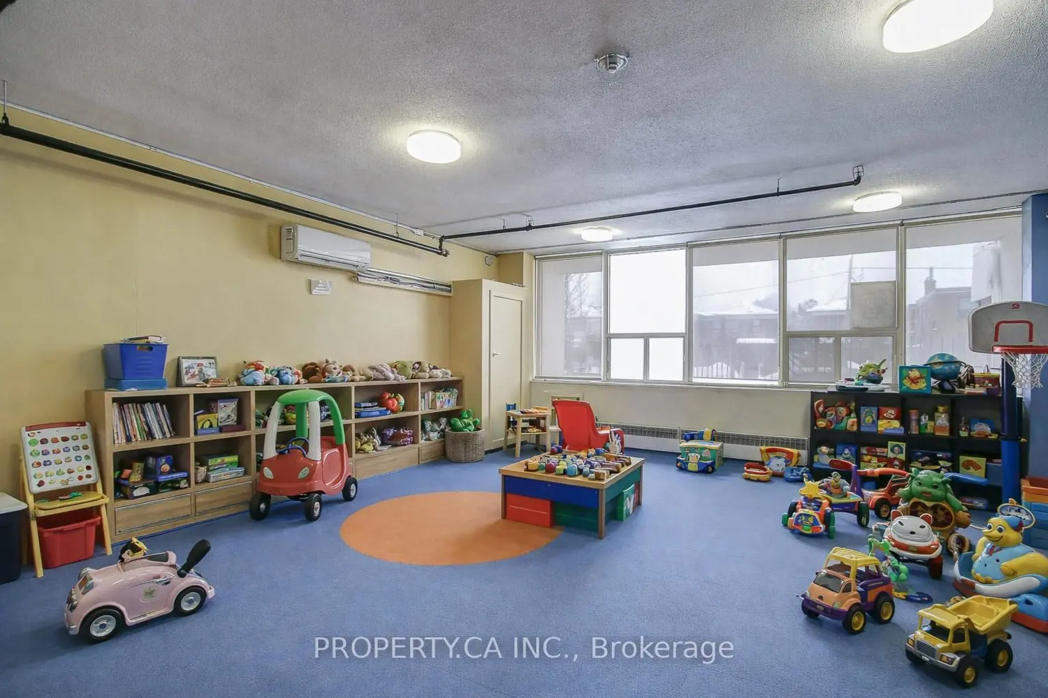 Additional image 11 of 155 Marlee Avenue 1706