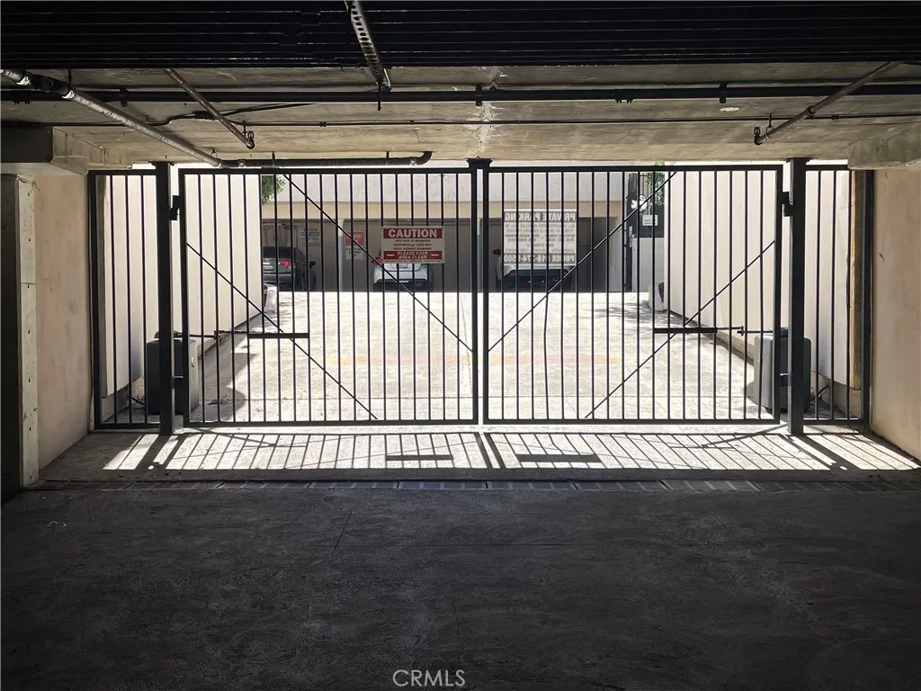 Additional image 104 of 5107 Coldwater Canyon Avenue Unit 4, Sherman Oaks, CA 91423