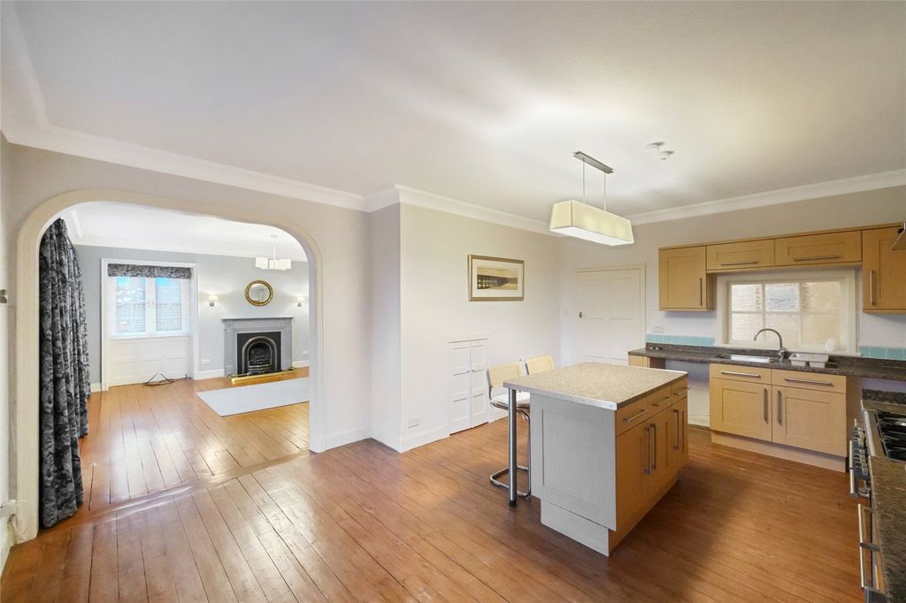 Additional image 3 of 3 bed flat for saleFarington Street, Dundee, Angus DD2