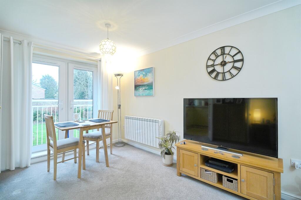 Additional image 7 of Stratford Road, Hall Green, Birmingham