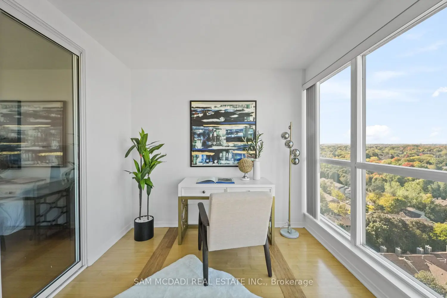 Additional image 10 of 2177 Burnhamthorpe Road 1807