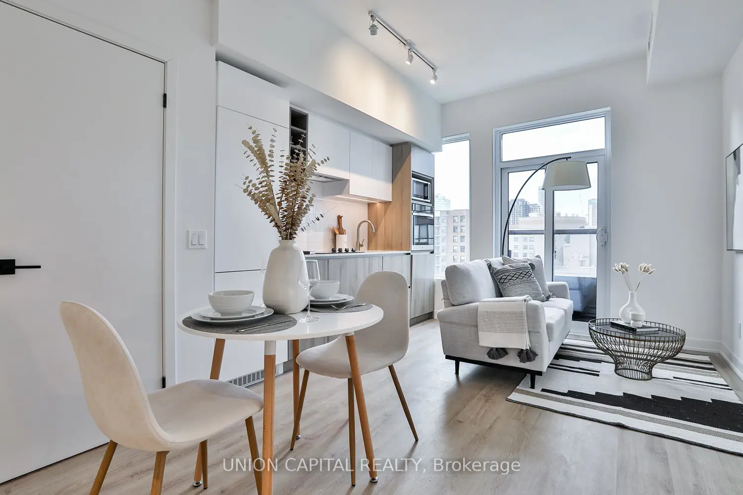 Additional image 2 of 319 Jarvis Street 1005