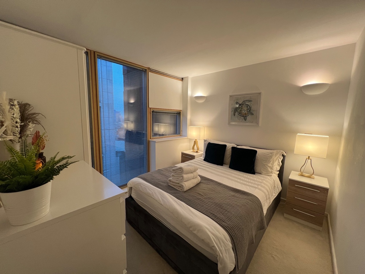 2 Bed Flat, West Point, LS1, N1 7GU