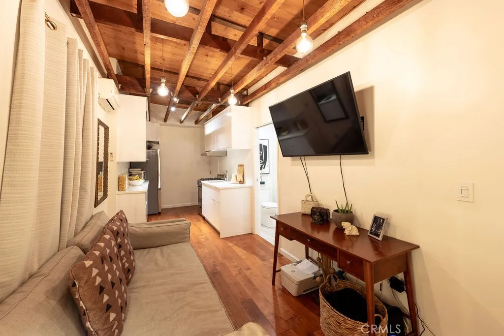 Additional image 5 of 6607 Fountain Ave, Hollywood, CA 90028