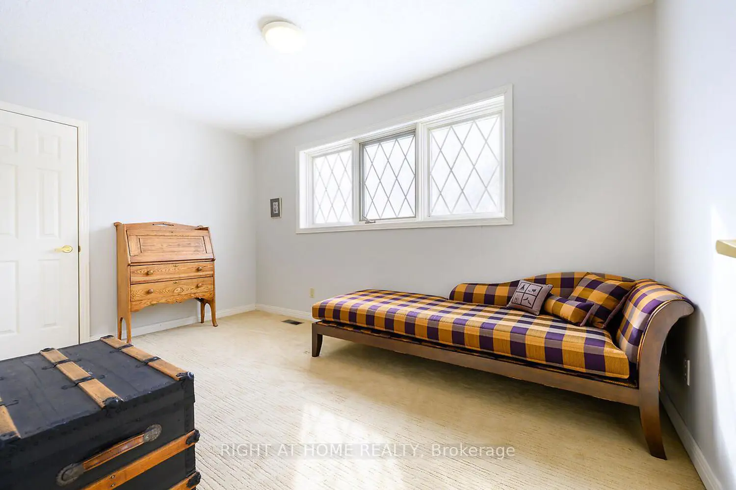 Additional image 12 of 33 Walnut Drive