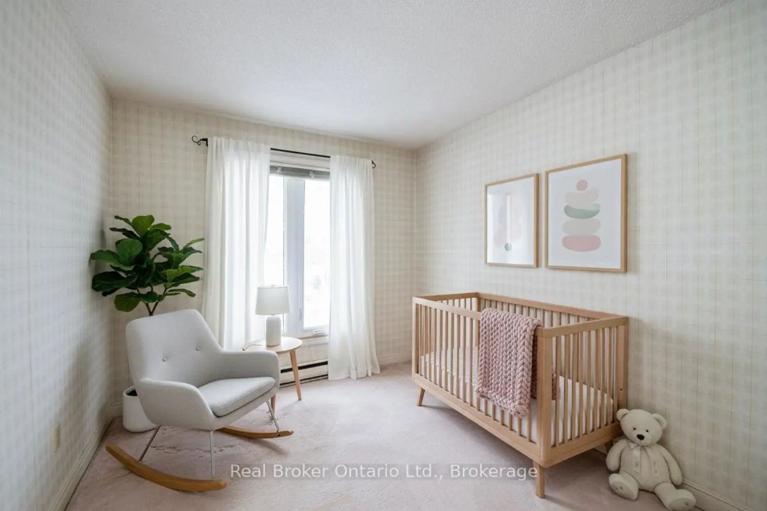 Additional image 13 of 2054 Brant Street 6