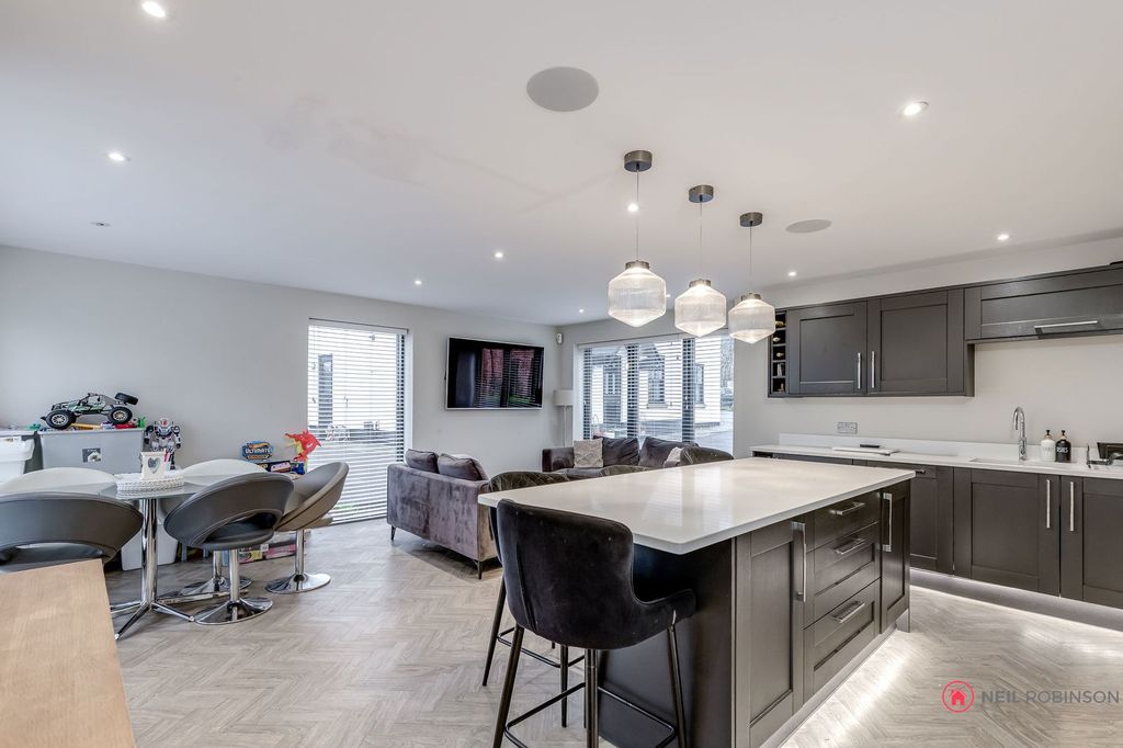 Additional image 13 of 12 bed detached house for salePhipps Lane, Burtonwood, Warrington WA5