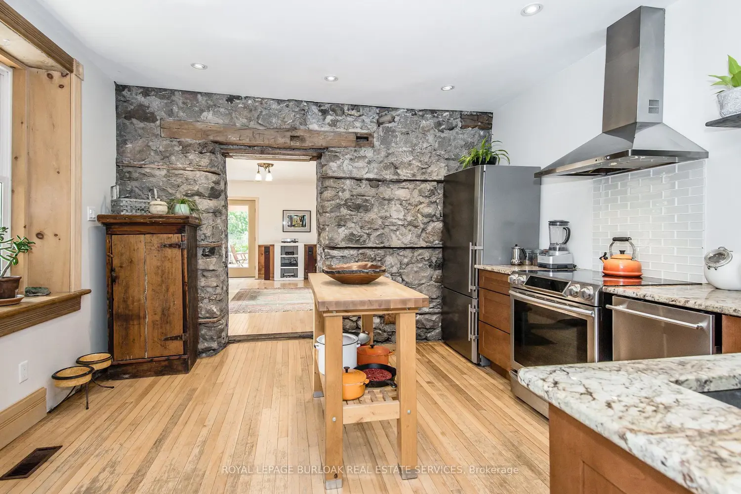 Additional image 9 of 1608 Clyde Road