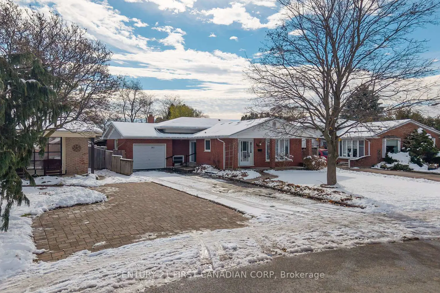 383 Magnolia Crescent, London photo 4