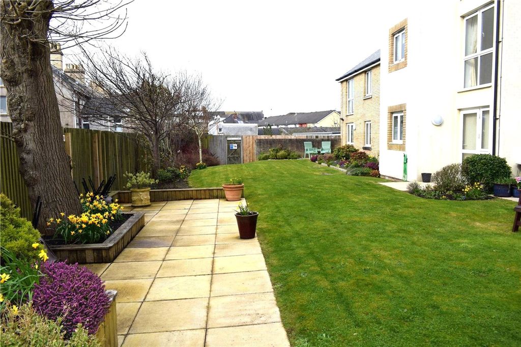 Additional image 8 of 1 bed flat for saleStoneleigh Court, Porthcawl CF36