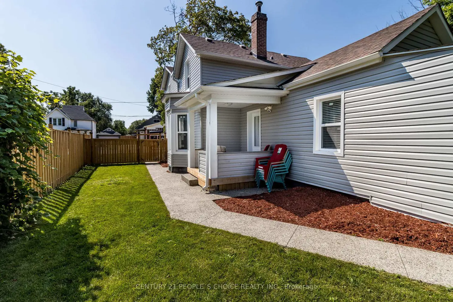 5057 Bridge Street photo 5