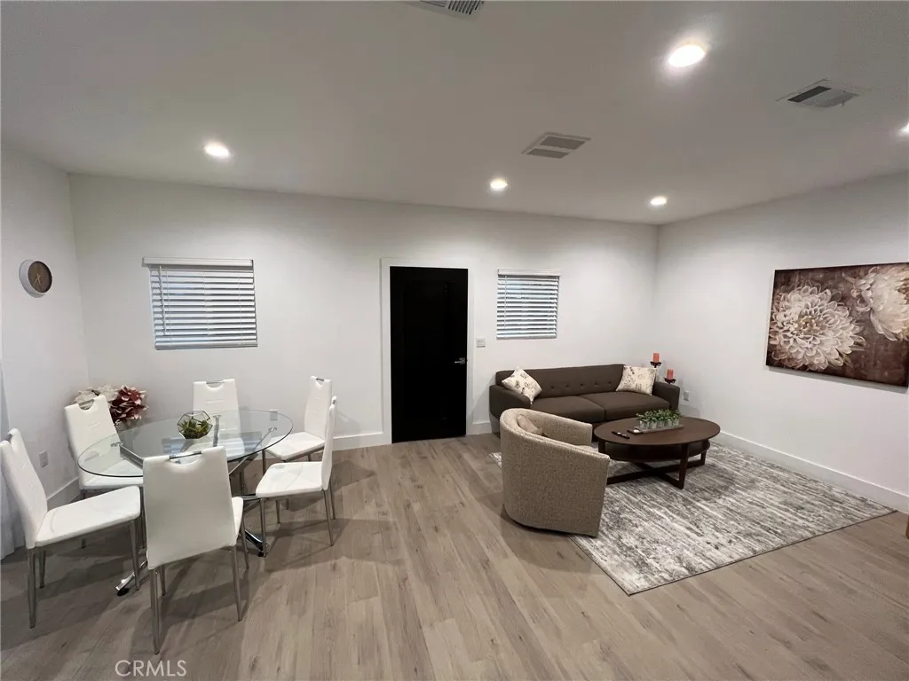 Additional image 21 of 22050 Hart Street, Canoga Park, CA 91303