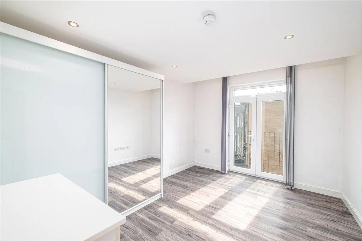 Additional image 2 of 1 Bed Flat, Essex Road, N1, N1 7GU