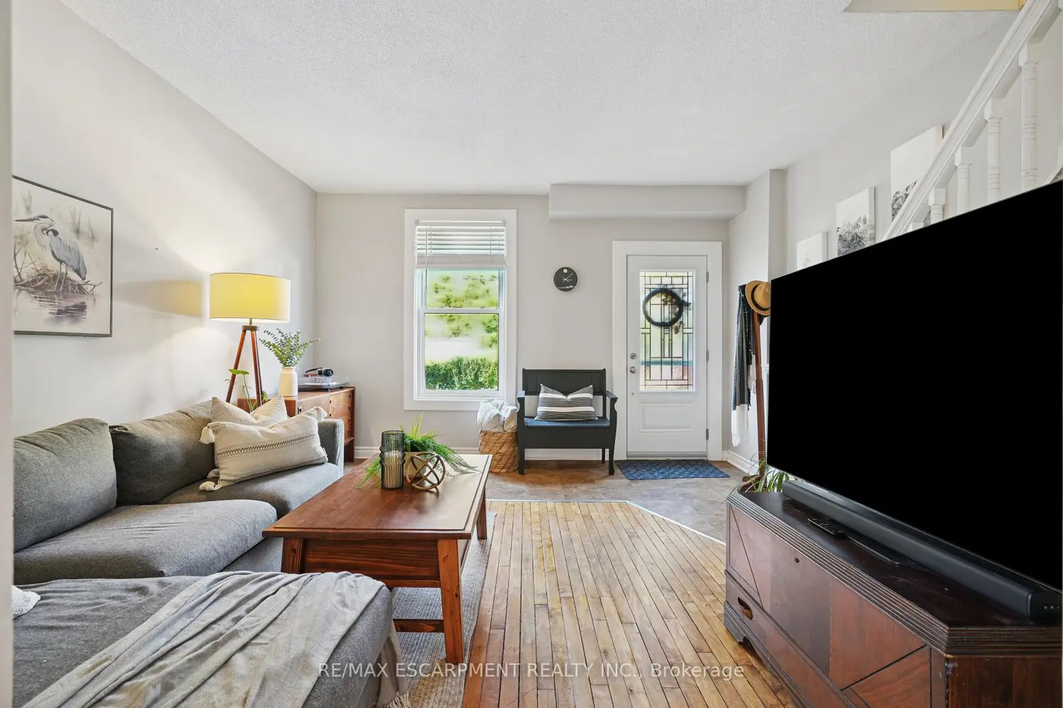 Additional image 3 of 2055 Embleton Road