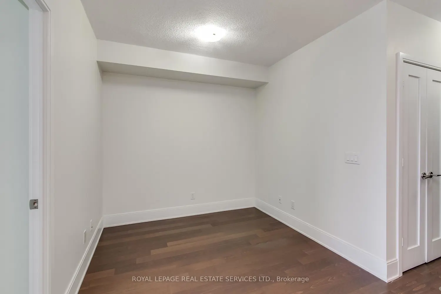 Additional image 8 of 25 Broadway Avenue 1408