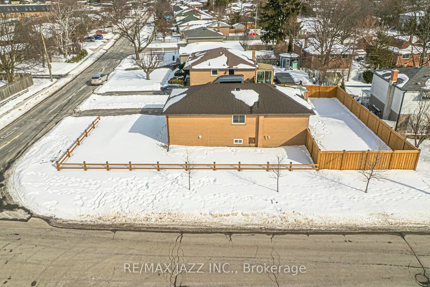 Additional image 17 of 1367 Garvolin Avenue