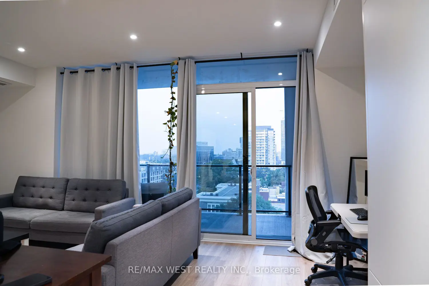 Additional image 11 of 741 King Street 812