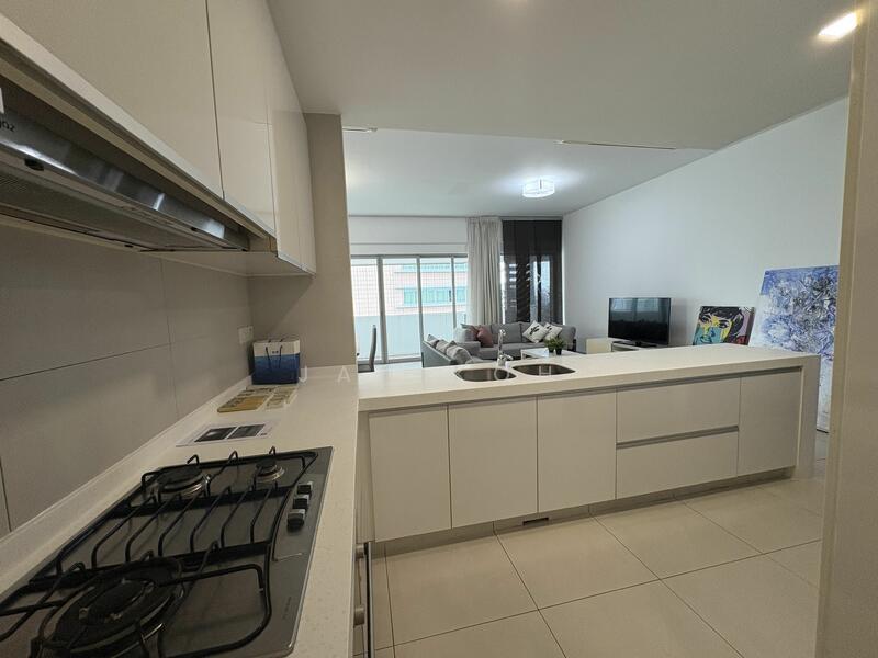 Additional image 4 of 33 Rochester Drive