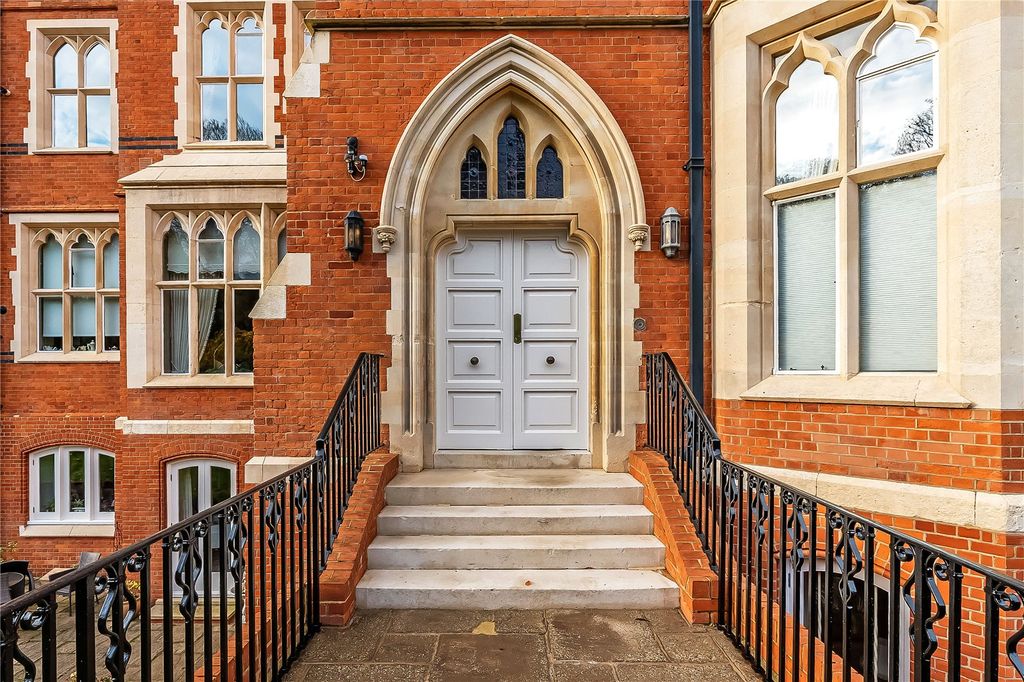 Additional image 19 of 3 bed flat for saleWolfs Row, Oxted, Surrey RH8