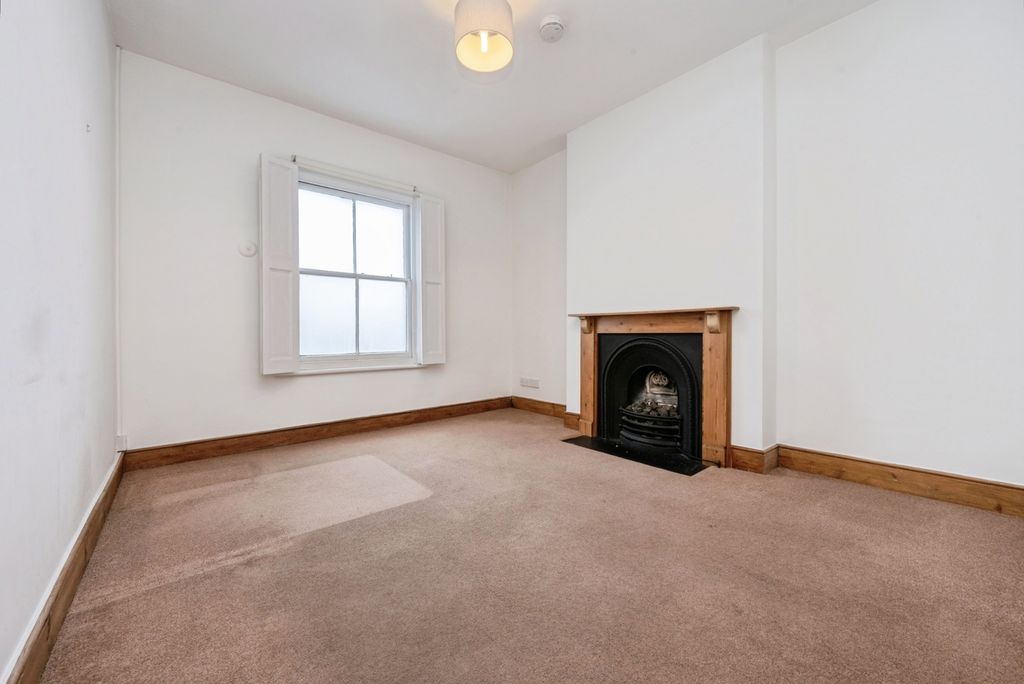 Additional image 15 of Studio for saleMidland Road, Bedford, Bedfordshire MK40
