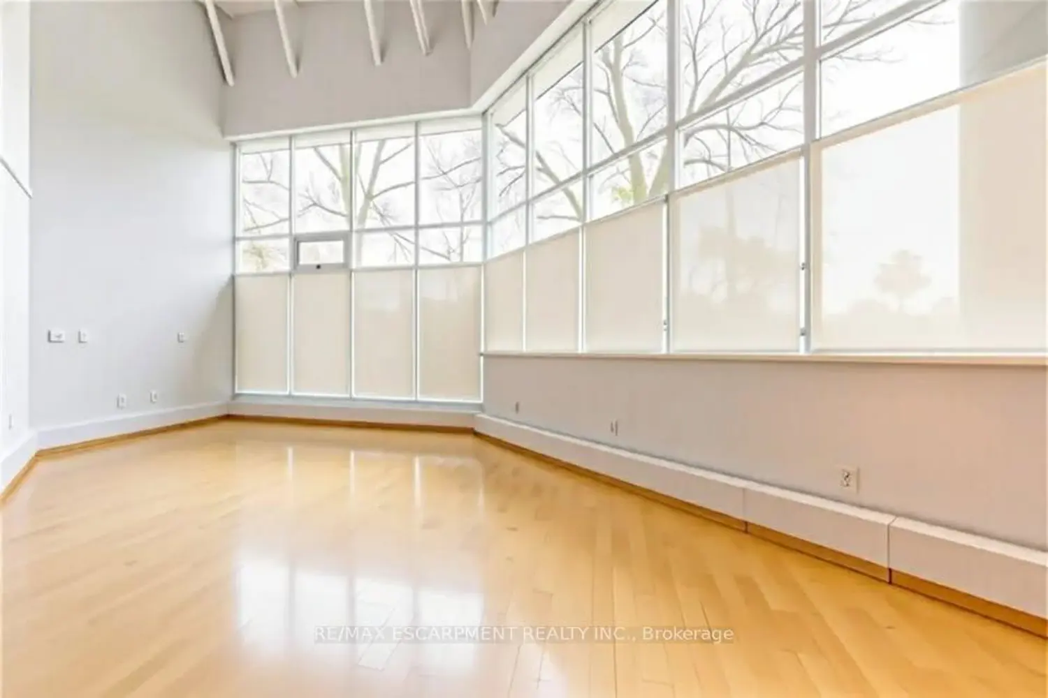 Additional image 11 of 66 Bay Street #106