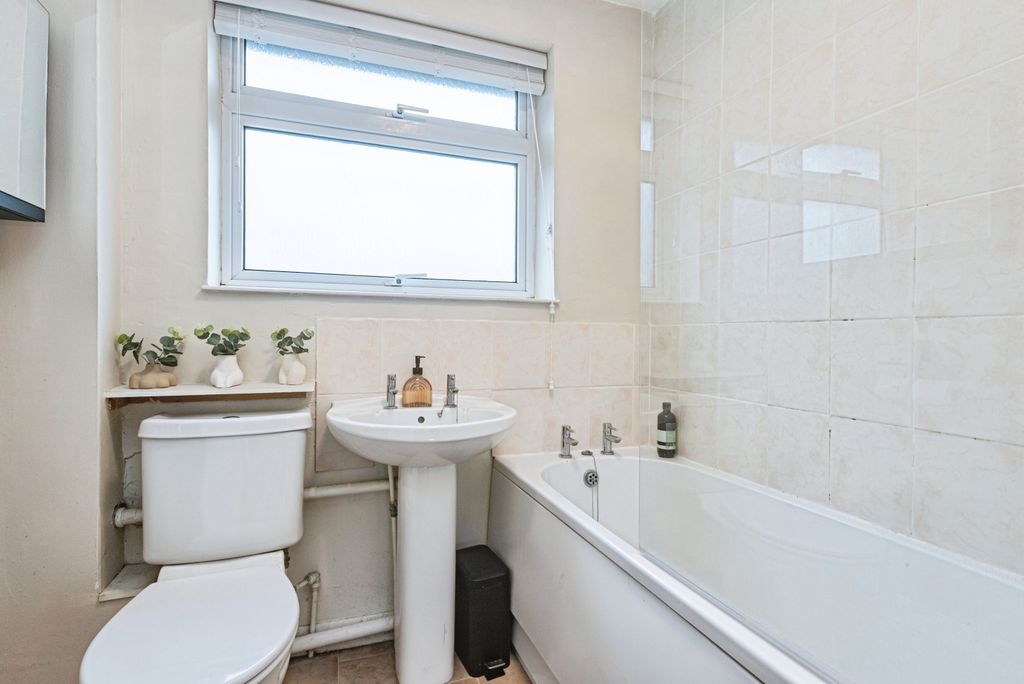 Additional image 13 of 2 bed semi-detached house for saleAlston Mews, Thatcham RG19