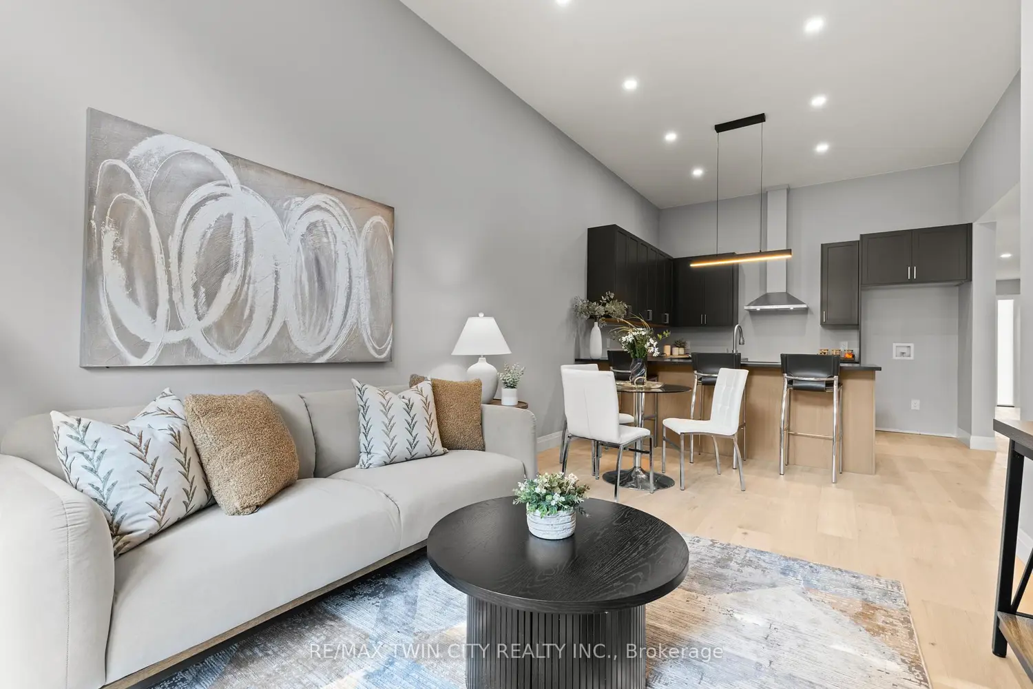 Additional image 9 of 139 King Edward Street