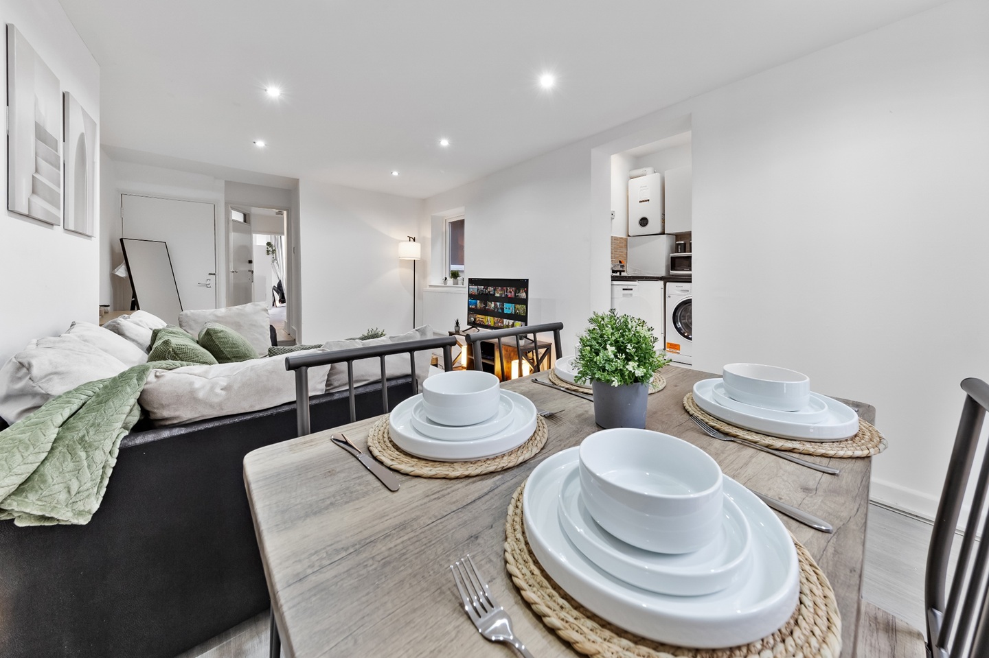 Additional image 25 of 2 Bed Flat, Tremadoc Road, SW4, N1 7GU