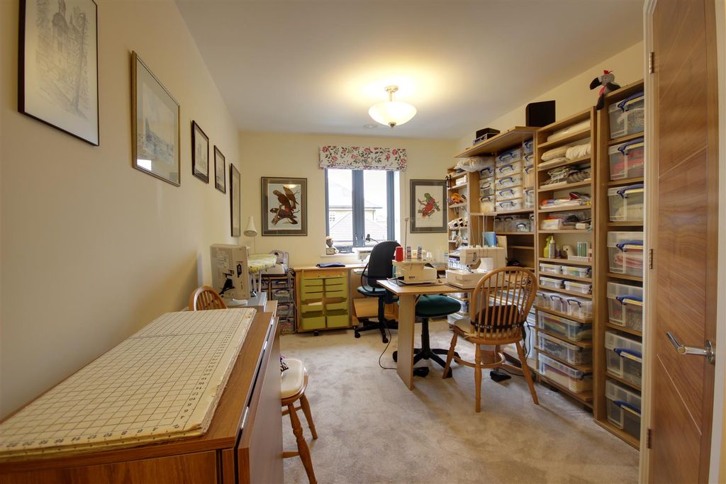 Additional image 10 of 2 bed flat for saleStapleton Court, Swanland HU14