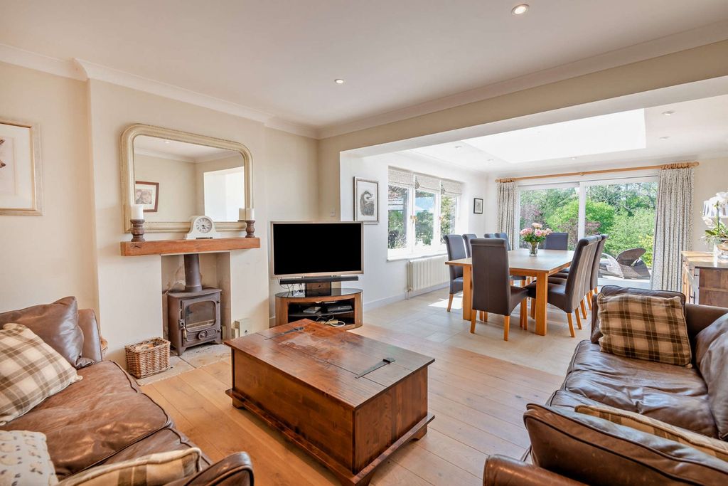 Additional image 4 of 6 bed detached house for saleHorris Hill, Newtown Road, Newbury, Berkshire RG20