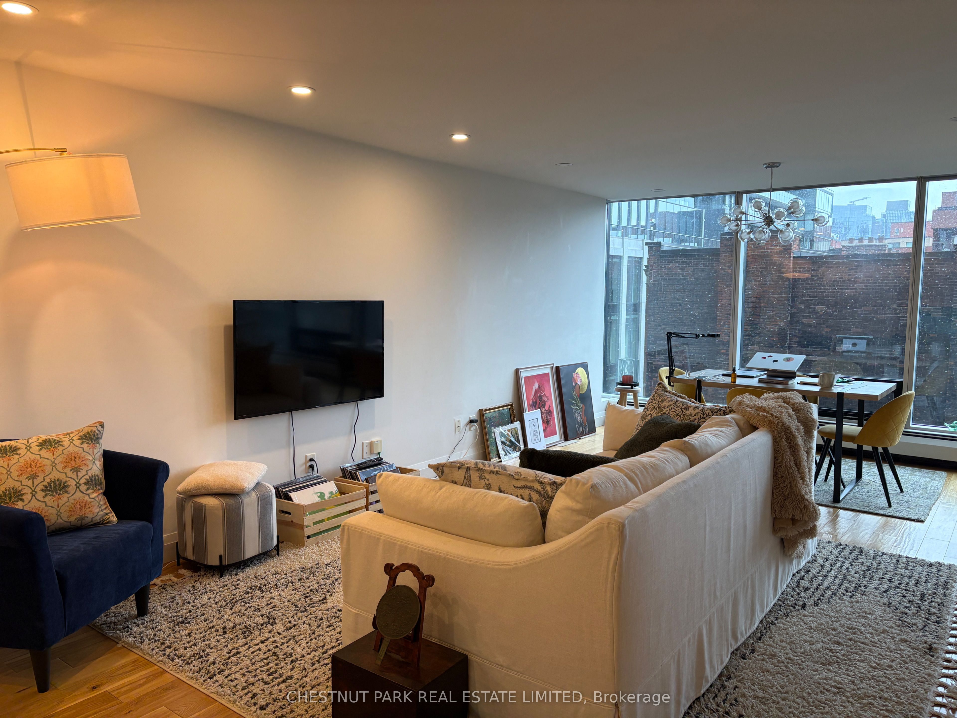 Additional image 5 of 604-30 Wellington Street E, Toronto, ON, M5E 1S3