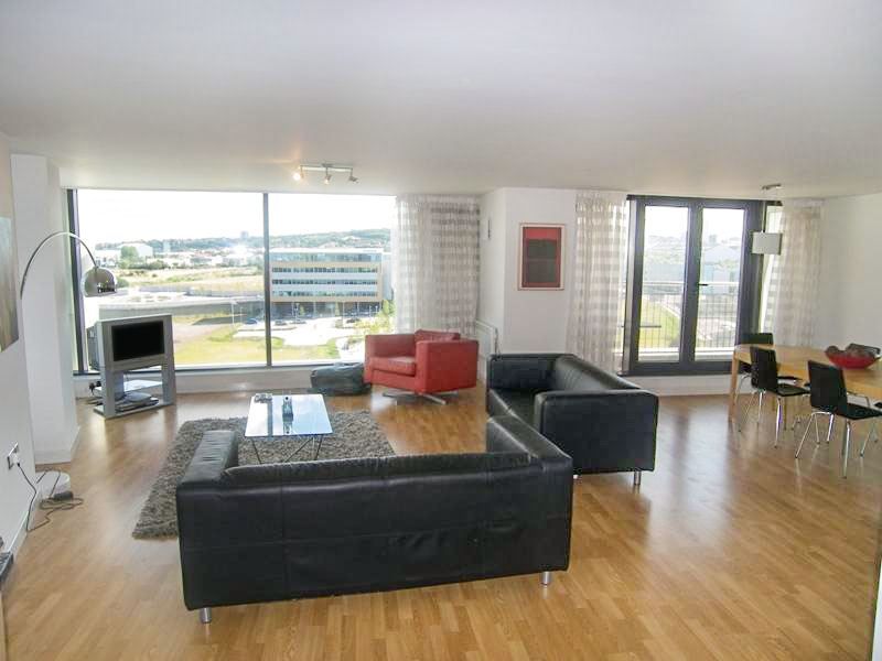 Additional image 2 of 3 bed flat for saleMill Road, Gateshead NE8