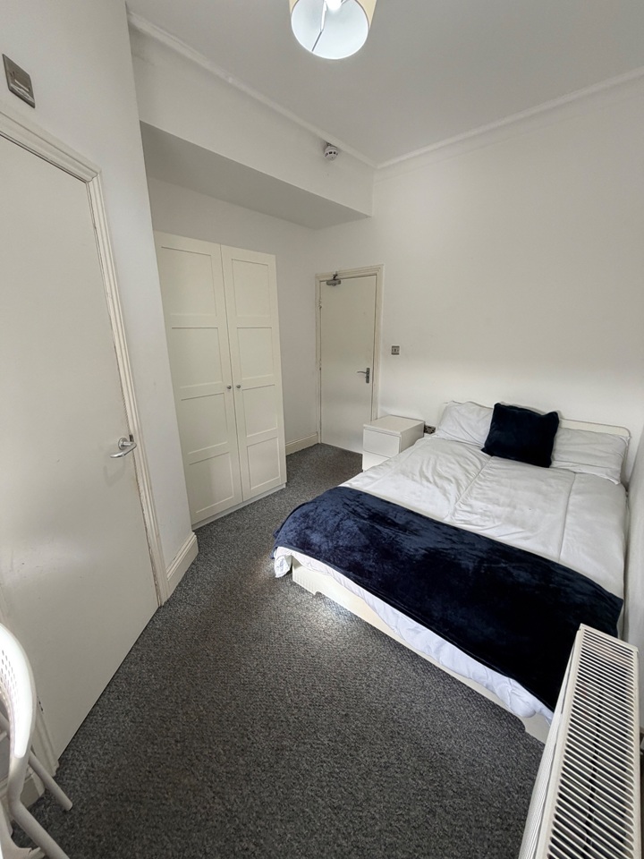 Additional image 8 of Room in a Shared House, Headingley Lane, LS6, N1 7GU