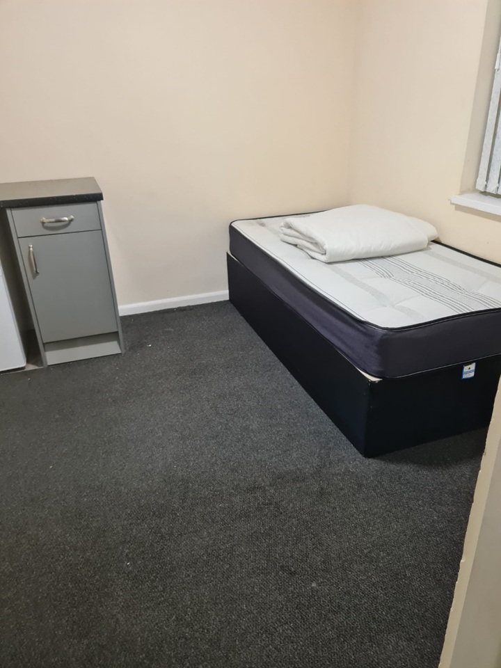 Additional image 2 of Room in a Shared House, Stratford Walk, B36, N1 7GU