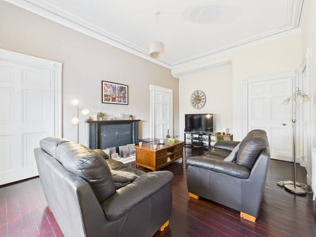 Additional image 3 of 3 bed flat for saleHigh Street, Lanark ML11